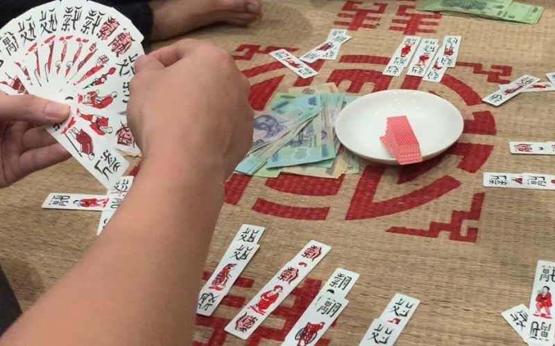 Hướng dẫn chơi bài chắn dễ hiểu nhất cho người mới chơi 7 hướng dẫn chơi bài chắn