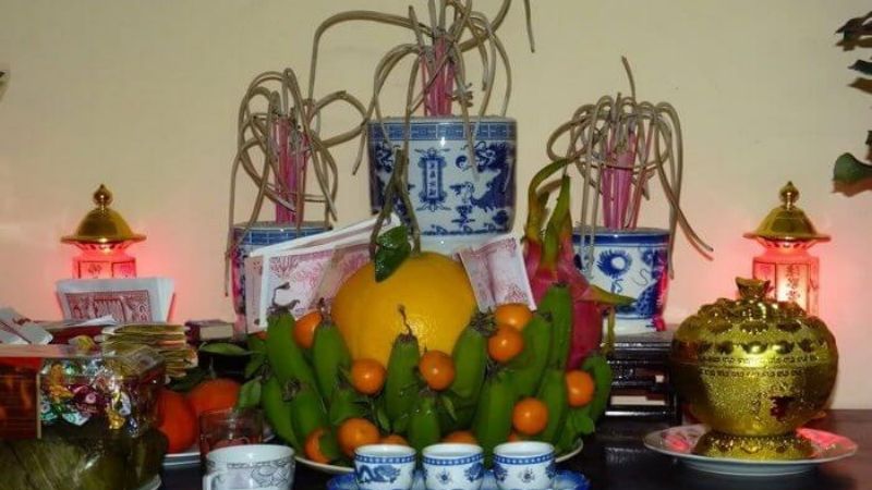 mơ thấy bát hương