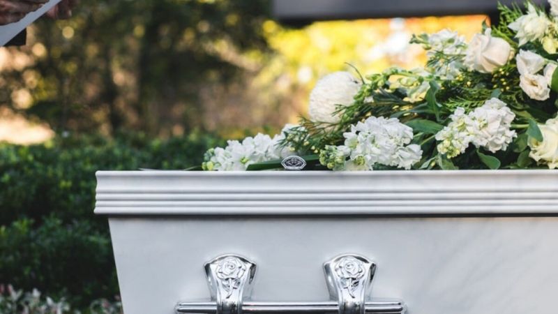Mơ thấy đám tang có điềm báo gì không? 7 mơ thấy đám tang
