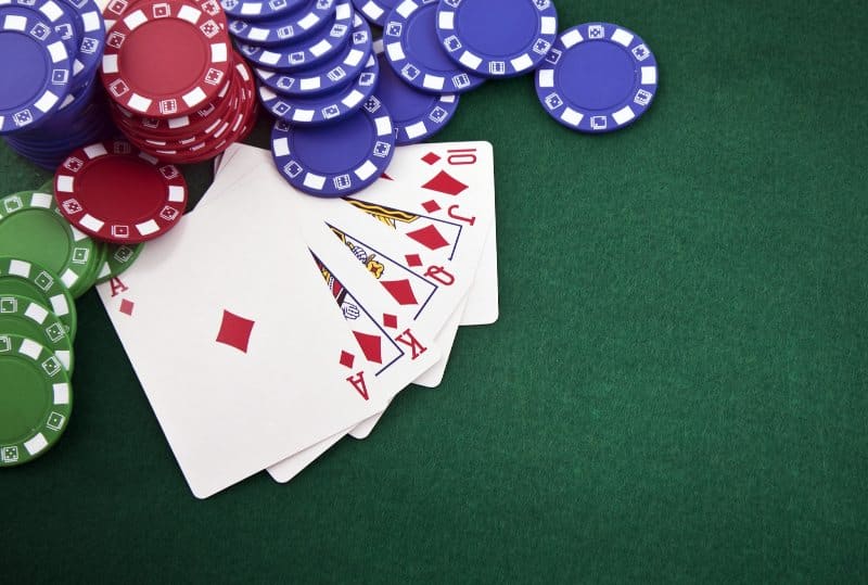Tìm hiểu một số thuật ngữ Poker phổ biến hiện nay 5 Hiểu rõ thuật ngữ Poker giúp người chơi tăng cơ hội chiến thắng